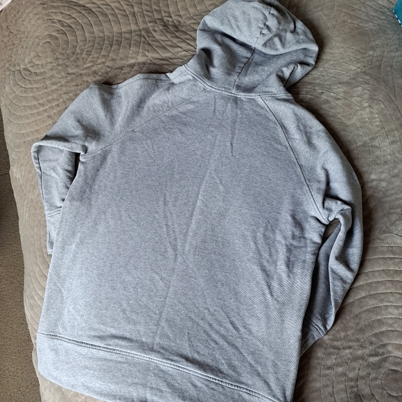 Varley hoodie - Picture 3 of 8